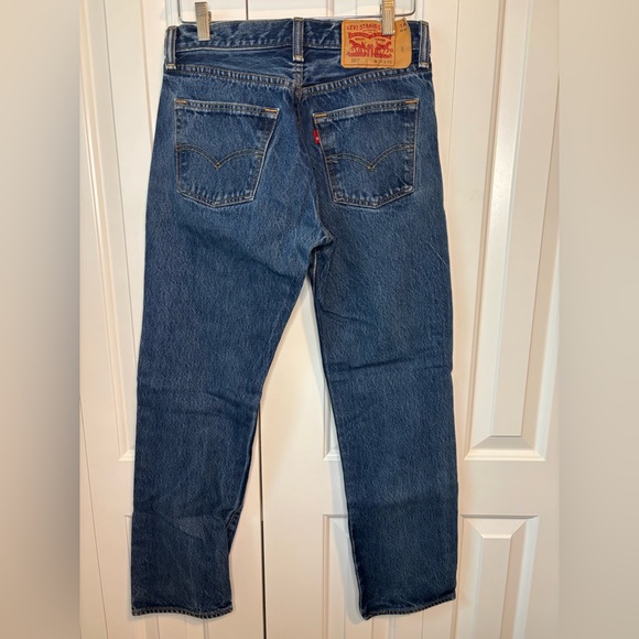 Levi's Men's 501 Button Fly Jeans Size 30x32 - Picture 2 of 7